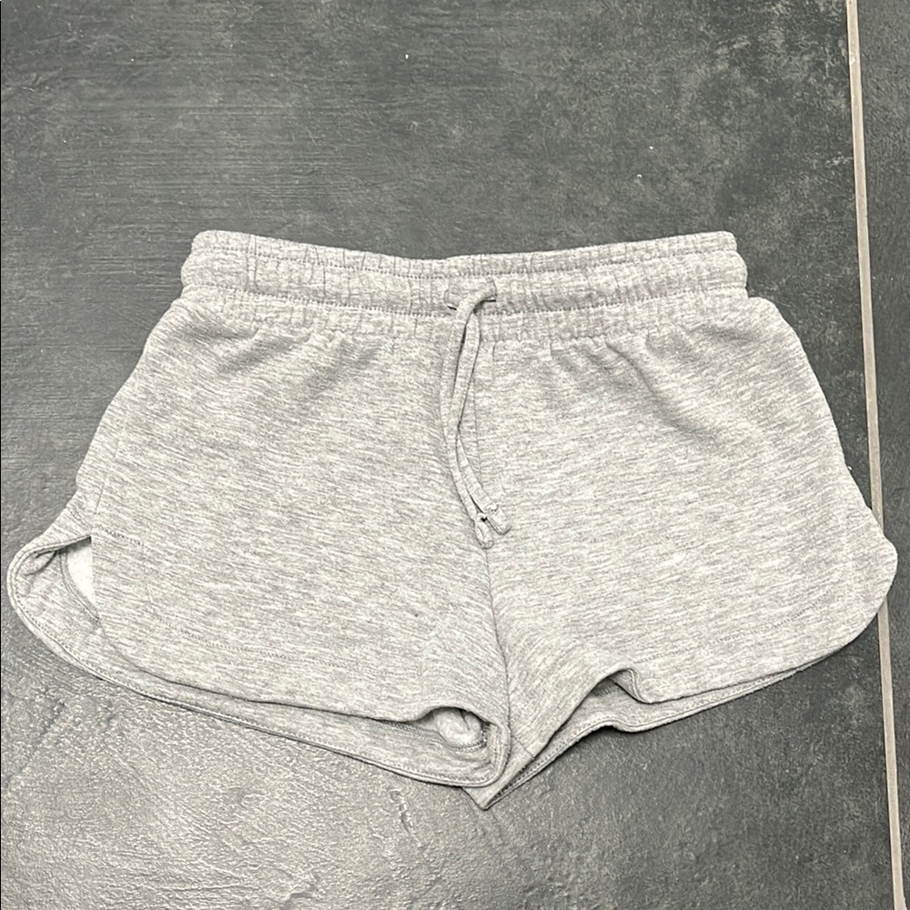 Suzette girls Gray Athletic Shorts size medium (8-10)